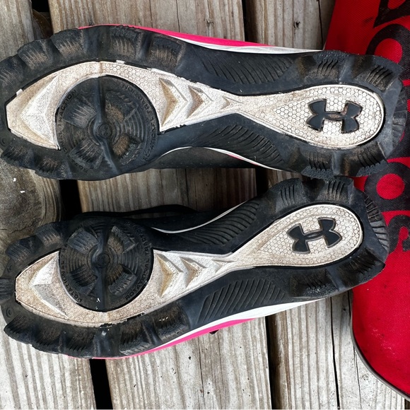 Under Armour Leadoff Low Rim Jr Girls Cleats 4YBlack Pink White - Picture 3 of 4
